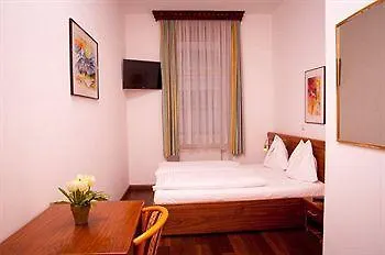 Ekono By Leva Strasser Hotel 3*