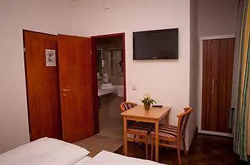 Ekono By Leva Strasser Hotel Graz