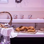 Ekono By Leva Strasser 3*