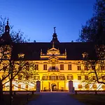 Ekono By Leva Strasser Готель 3*