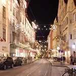 Готель Ekono By Leva Strasser