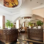 Ekono By Leva Strasser