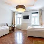 Готель Ekono By Leva Strasser Грац