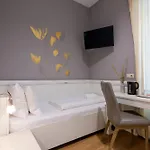 Ekono By Leva Strasser Готель