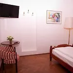 Ekono By Leva Strasser Готель 3*