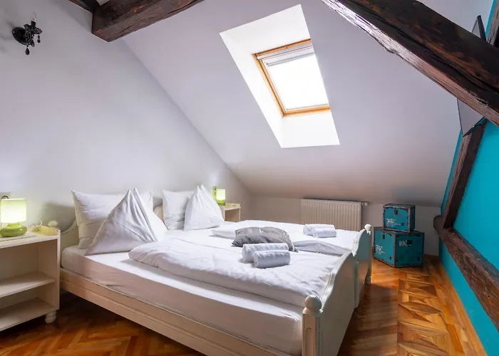 Ekono By Leva Strasser 3* Graz