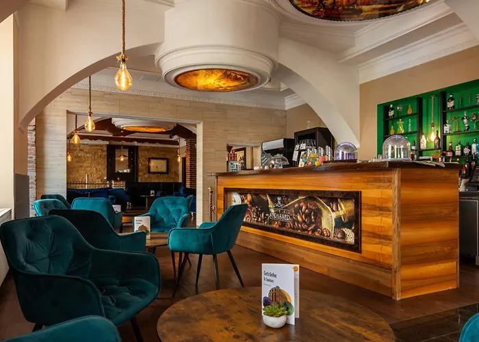 Ekono By Leva Strasser Hotel