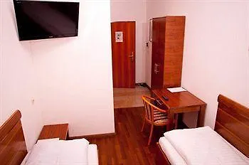 Ekono By Leva Strasser 그라츠