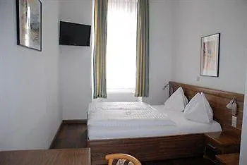 Ekono By Leva Strasser 3* 그라츠