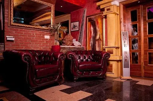 호텔 Ekono By Leva Strasser 3*